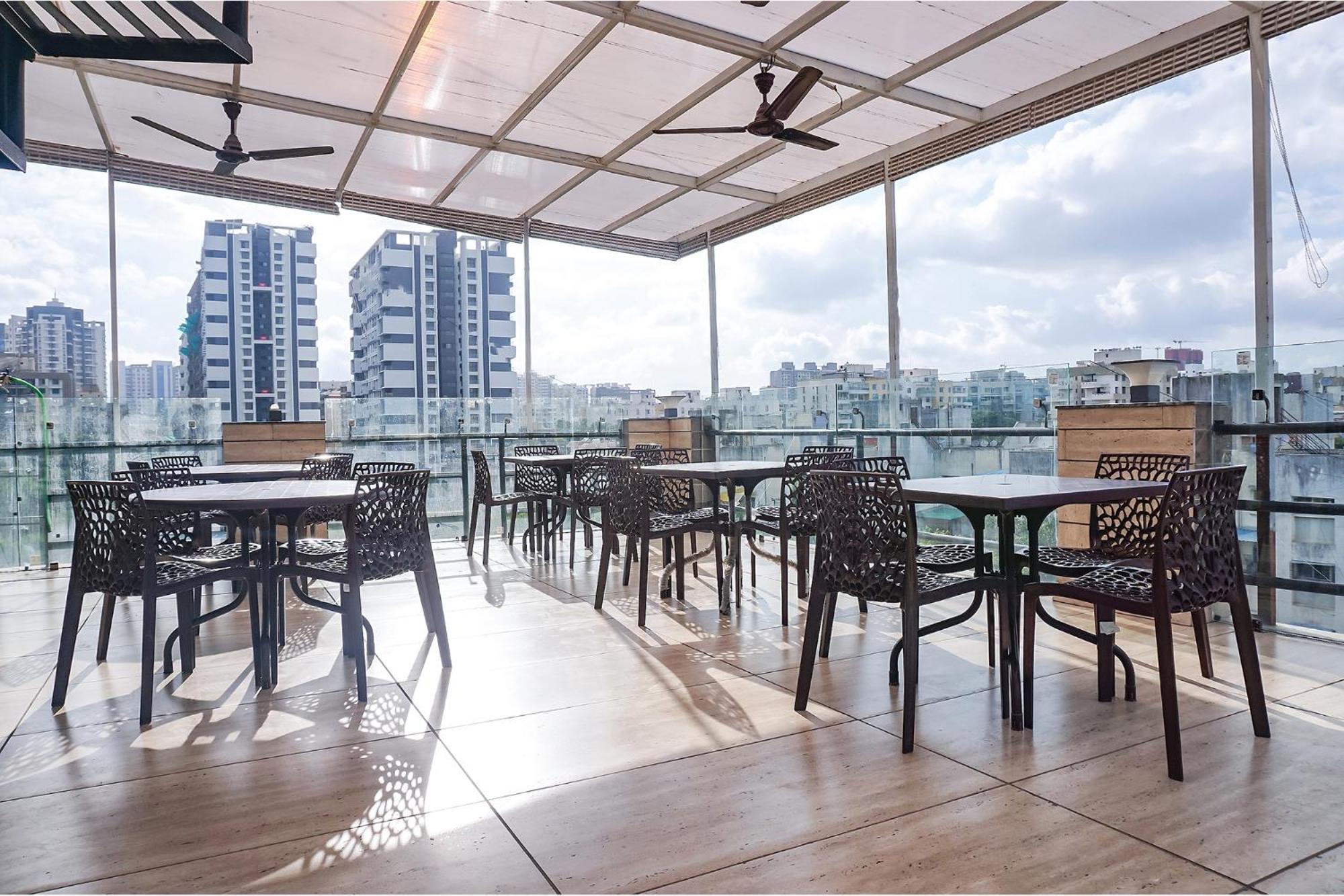 Fabhotel Atithi Regency Pune Esterno foto
